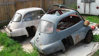 Illustration for article titled Don't Miss The Chance To Fill Your Yard With BMW Isettas